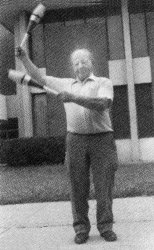 [Phineas swinging clubs]